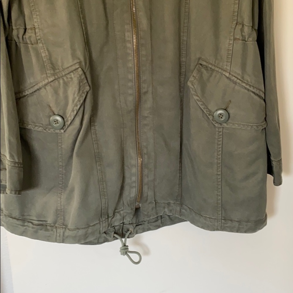 Ae Jacket. - image 3